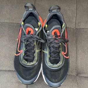 Nike Air Max 2090 Black/Crimson CJ4066-010 Youth Size 5.5